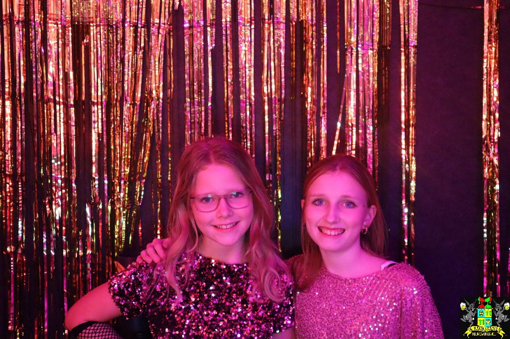 ../Images/Jeugd Opwarmbal Photobooth 287.jpg